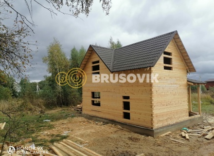 Двухэтажный дом 9х9 м с эркером из профилированного бруса 145х145 мм по индивидуальному проекту в селе Ивановское, городской округ Чехов, Московская область