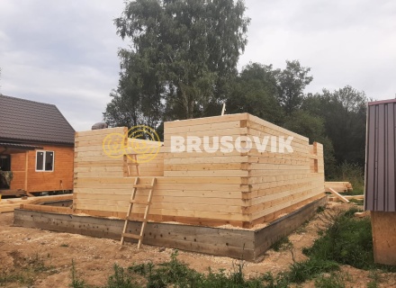 Двухэтажный дом 9х9 м с эркером из профилированного бруса 145х145 мм по индивидуальному проекту в селе Ивановское, городской округ Чехов, Московская область