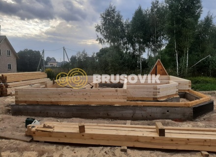 Двухэтажный дом 9х9 м с эркером из профилированного бруса 145х145 мм по индивидуальному проекту в селе Ивановское, городской округ Чехов, Московская область