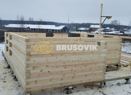 Полутораэтажный дом 6х9 м с гаражом 3х4,5 м и открытой террасой 3х9 м из профилированного бруса 145х195 мм по индивидуальному проекту в г. Рыбинск, Ярославская область