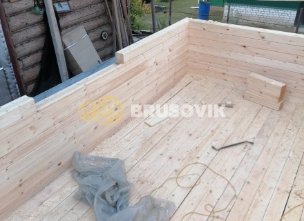 Пристройка 6х3м из сухого профилированного бруса 145х145мм и возведение крыши на кирпичном здании в д. Селифонтово, Ярославская область