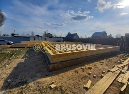 Полутораэтажный дом 9х9м из обрезного бруса 150х150мм по индивидуальному проекту в деревне Соболево, Орехово-Зуевский городской округ, Московская область