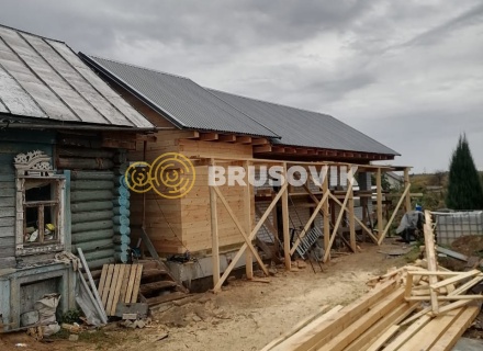 Пристройка 6х3м из сухого профилированного бруса 145х145мм и возведение крыши на кирпичном здании в д. Селифонтово, Ярославская область