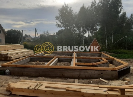 Двухэтажный дом 9х9 м с эркером из профилированного бруса 145х145 мм по индивидуальному проекту в селе Ивановское, городской округ Чехов, Московская область